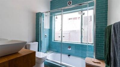 3 Bedroom House in Kensington