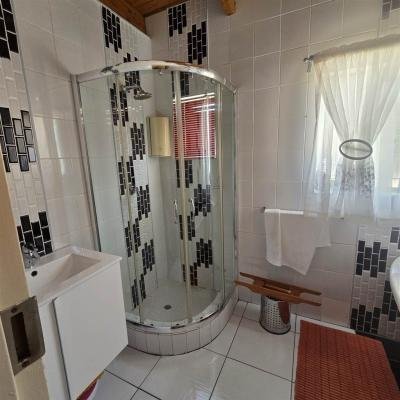 4 Bed House in Royldene