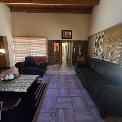4 Bed House in Royldene