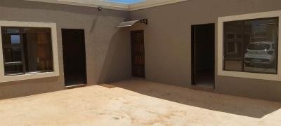 1 Bed Apartment in Bram Fisherville