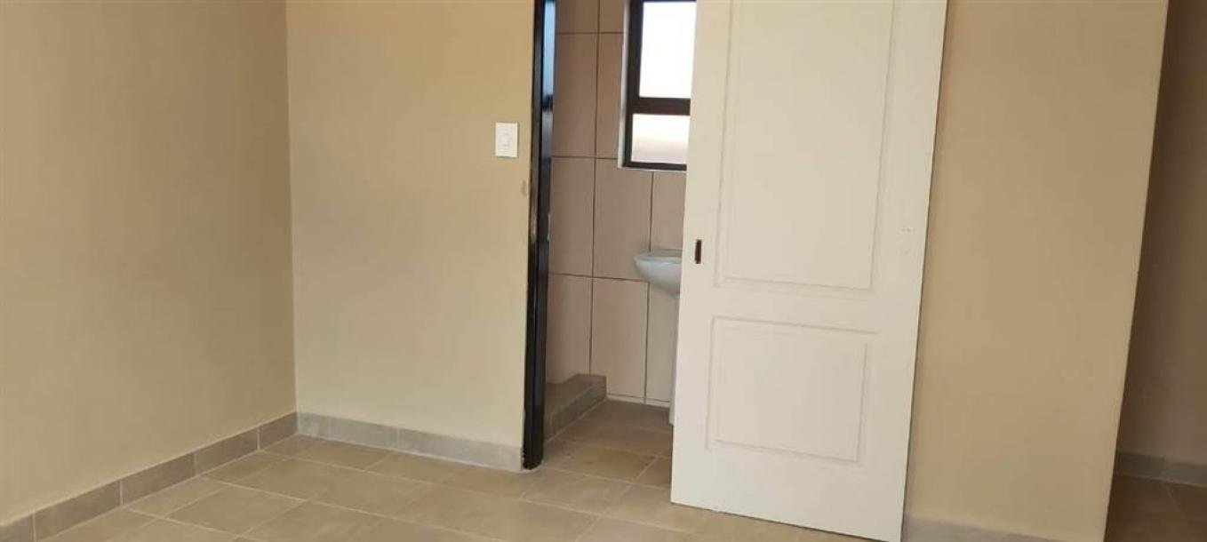 1 Bed Apartment in Bram Fisherville-2