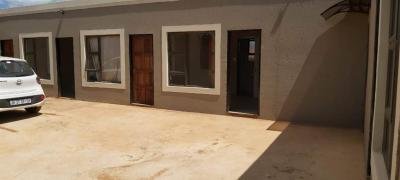 1 Bed Apartment in Bram Fisherville