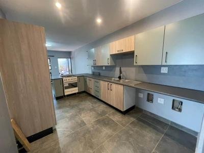 3 Bed Garden Cottage in Randpark