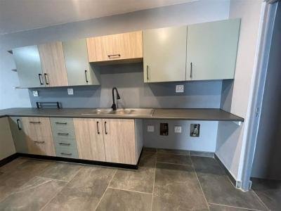 3 Bed Garden Cottage in Randpark