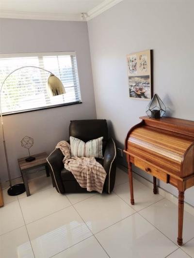 3 Bedroom Duplex in Musgrave