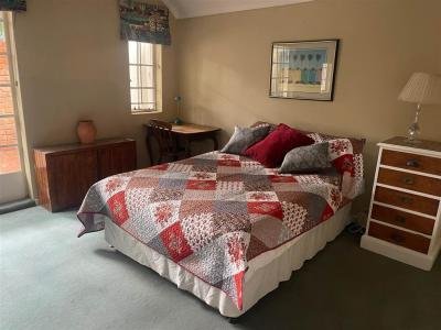 1 Bed Garden Cottage in Johannesburg Central and CBD