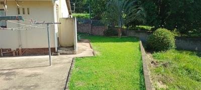 3 Bed House in Queensburgh Central