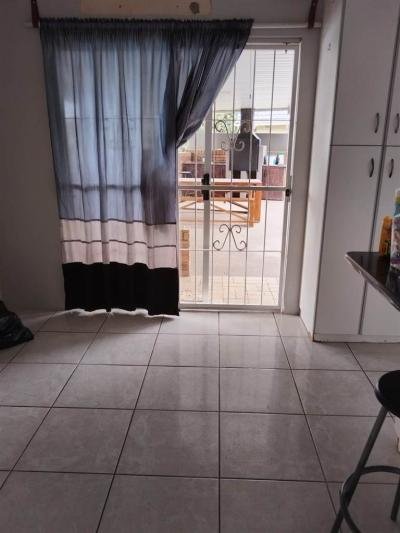 3 Bed House in Queensburgh Central