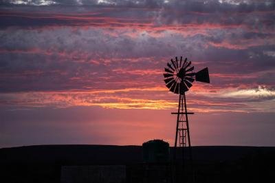 9 130 ha Farm in Victoria West
