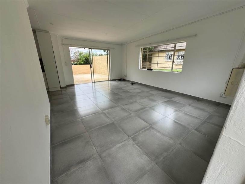 3 Bedroom Garden Cottage in Chartwell AH-0