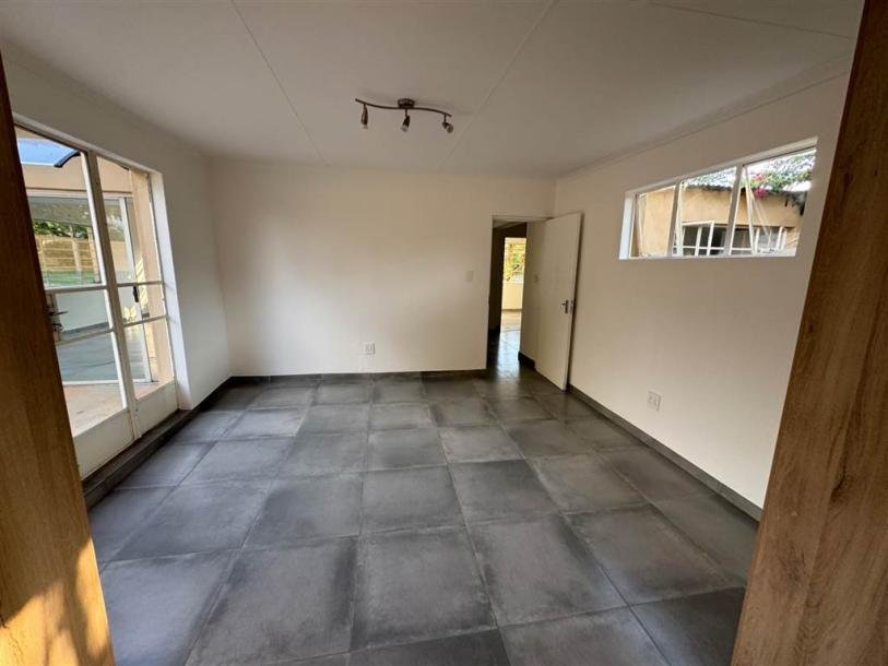 3 Bedroom Garden Cottage in Chartwell AH-3