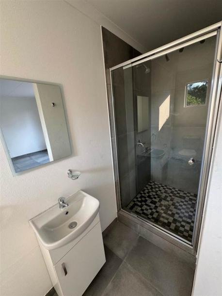 3 Bedroom Garden Cottage in Chartwell AH-5
