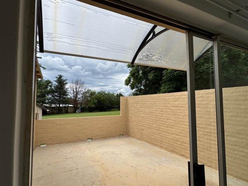 3 Bedroom Garden Cottage in Chartwell AH-6