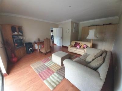 5 Bedroom House in Cathkin Park