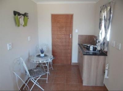2 bedroom house in Bram fisherville
