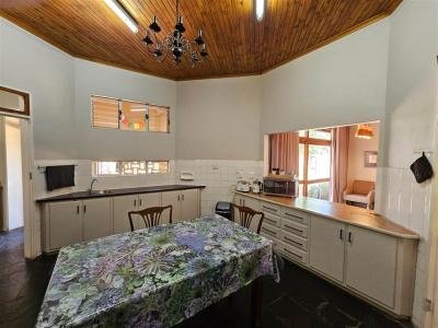 4 Bed House in Middelpos