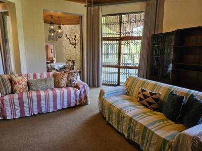 4 Bed House in Middelpos