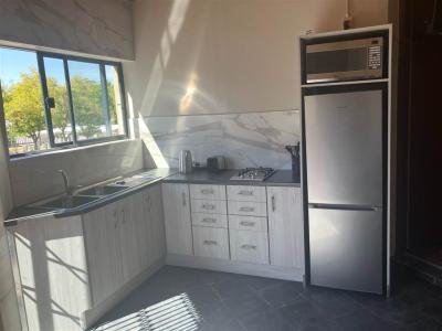 4 Bed House in Middelpos