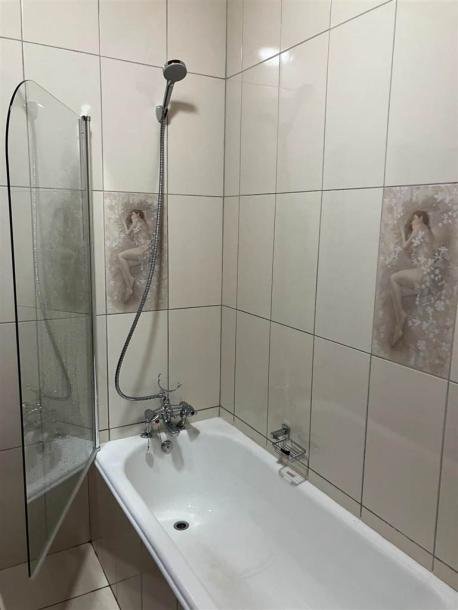 4 Bed House in Middelpos-15
