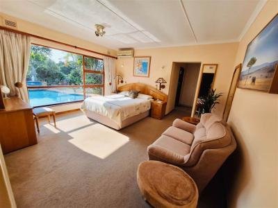 5 Bedroom House in Dawncliffe