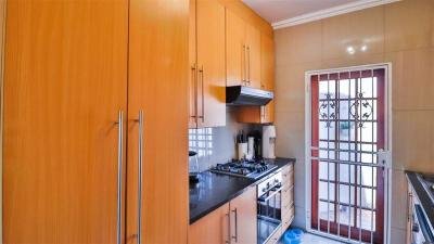 2 Bed Apartment in Sandown