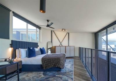 1 Bed Apartment in Foreshore