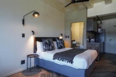 1 Bed Apartment in Foreshore