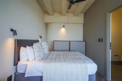 1 Bed Apartment in Foreshore