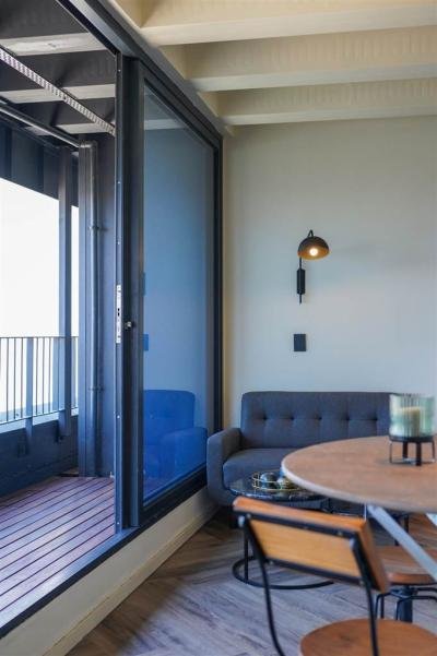 1 Bed Apartment in Foreshore