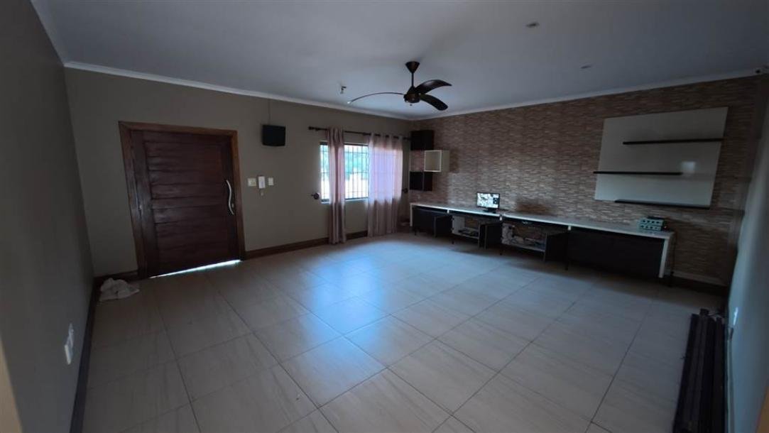 5 Bed House in Durban North-8