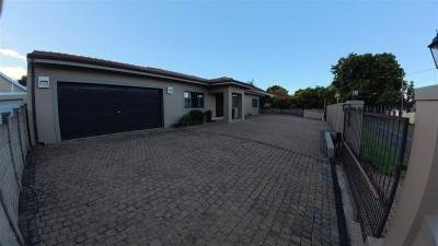 5 Bed House in Durban North