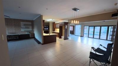 5 Bed House in Durban North