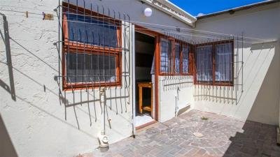 3 Bedroom House in Observatory