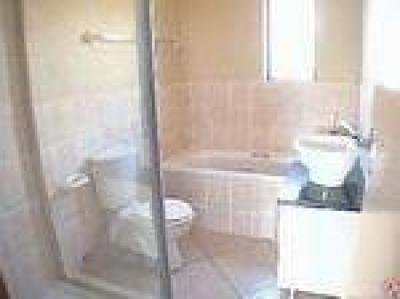 2 Bed Apartment in Ferndale