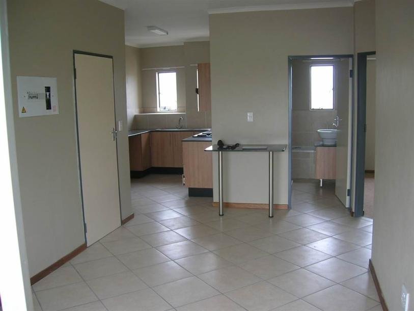 2 Bed Apartment in Ferndale-3