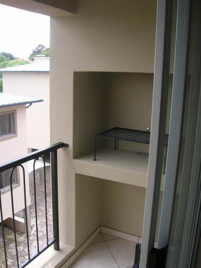 2 Bed Apartment in Ferndale