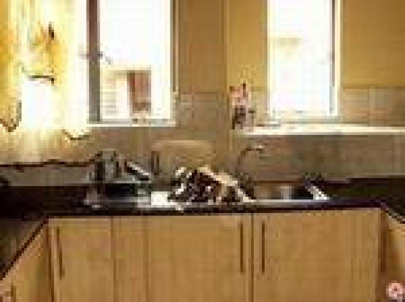 2 Bed Apartment in Ferndale-10