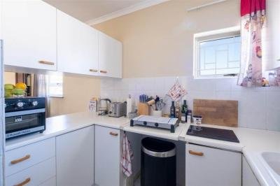 1 Bedroom Flat in Strand Central-1