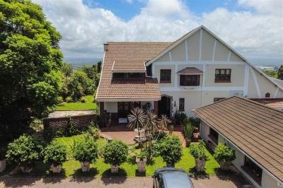 8 Bed House in Durban North
