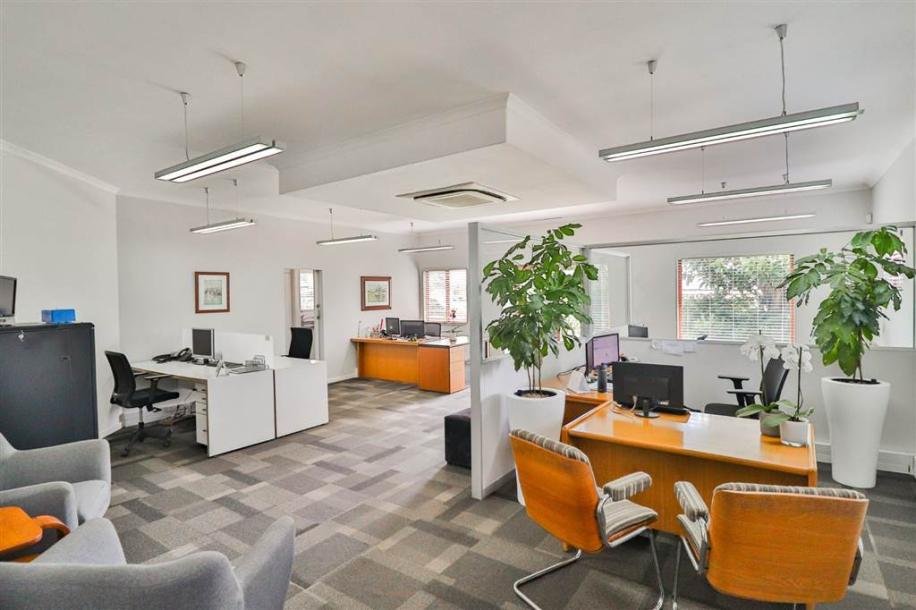 8 Bed House in Durban North-17