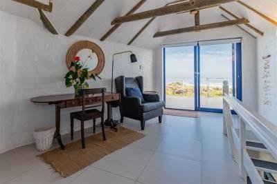 4 Bedroom House in Kommetjie