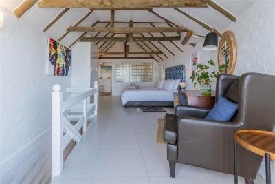 4 Bedroom House in Kommetjie