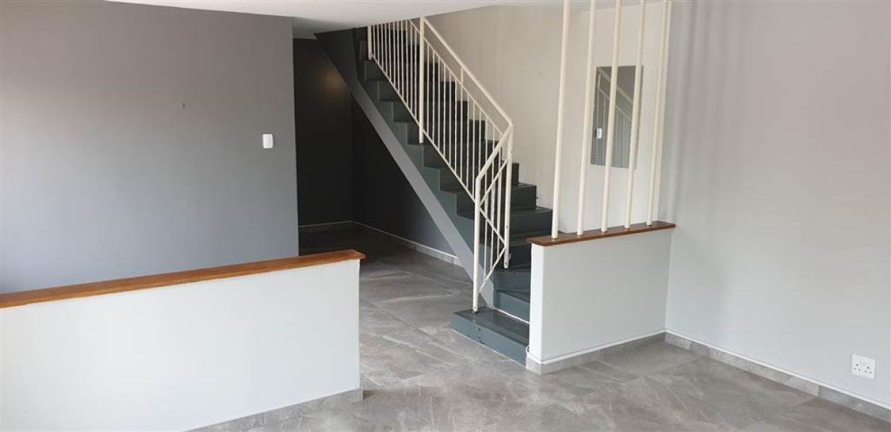2 Bedroom Duplex in Robin Hills-11