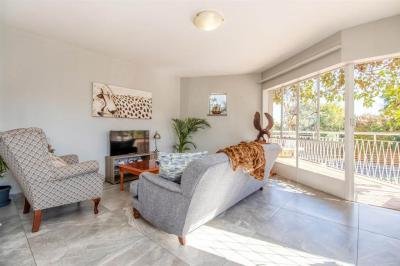 2 Bedroom Duplex in Robin Hills