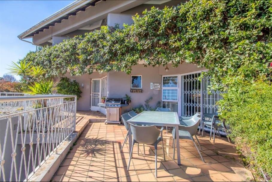 2 Bedroom Duplex in Robin Hills-17