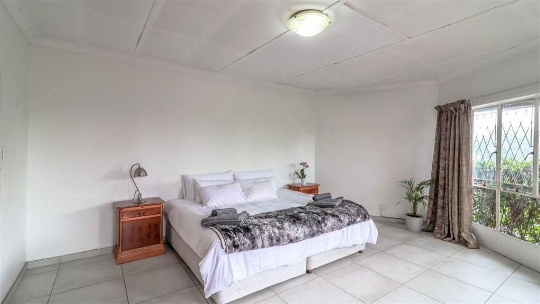 2 Bed Duplex in Robindale-17