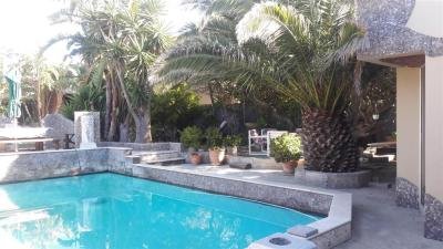 2 Bed Cluster in Bloubergstrand