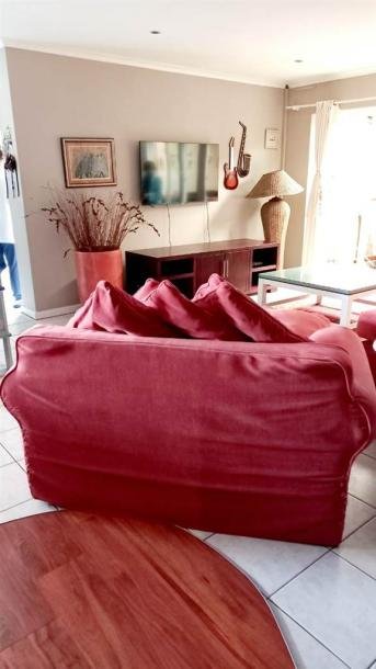 2 Bed Cluster in Bloubergstrand-2