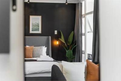 1 Bedroom Apartment in Green Point
