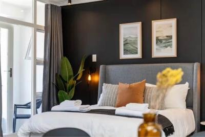 1 Bedroom Apartment in Green Point